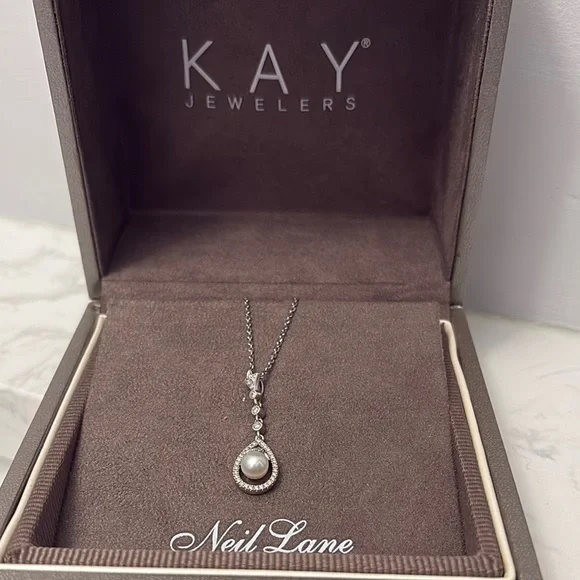 Neil Lane Silver Pearl Pendant Necklace - Picture 2 of 2